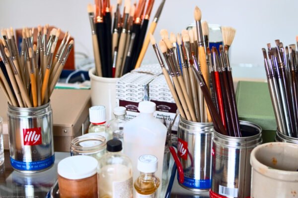 How to Maintain Your Art Accessories